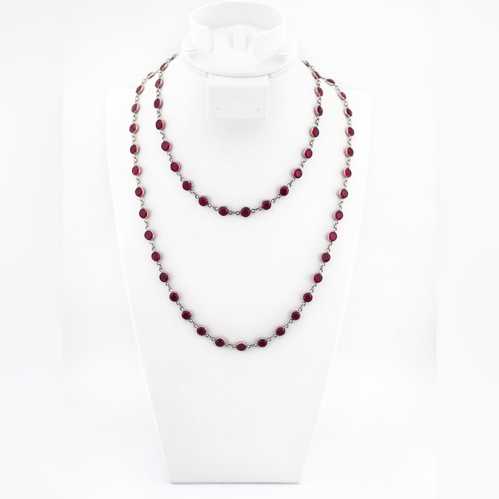 CHANELLE NECKLAGE, Garnet 
Touchstone Crystal by Swarovski